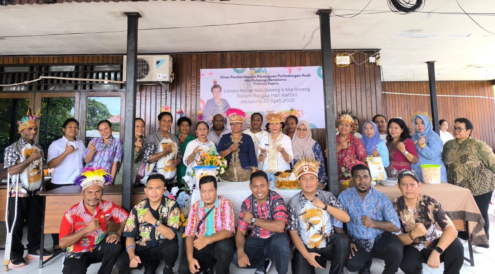 DP3AKB PROVINSI PAPUA MERIAHKAN HARI KARTINI DENGAN LOMBA MASAK ANTAR BIDANG