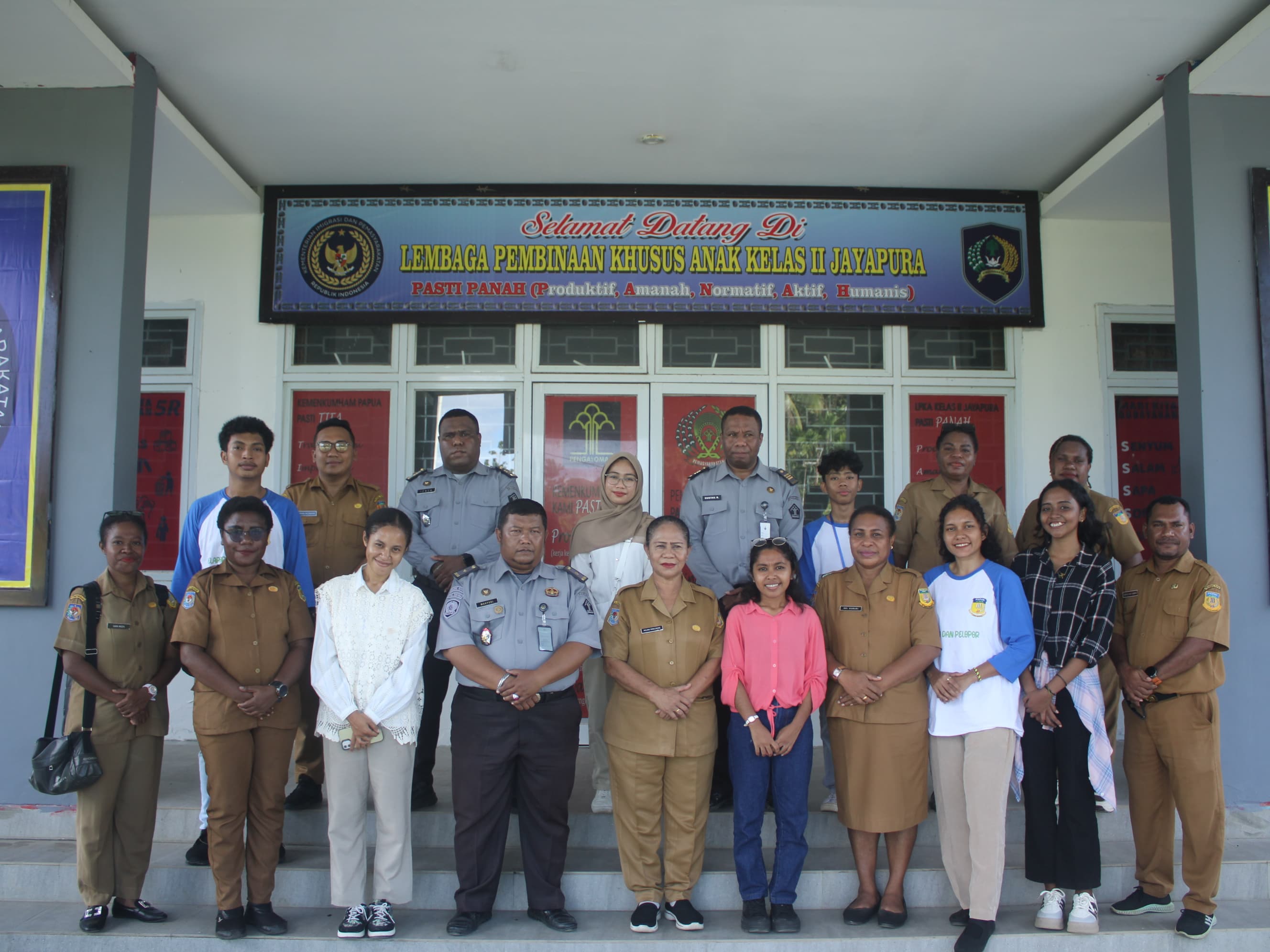 KUNJUNGAN FORUM ANAK PROVINSI PAPUA KE LEMBAGA PEMBINAAN KHUSUS ANAK (LPKA) KELAS II JAYAPURA