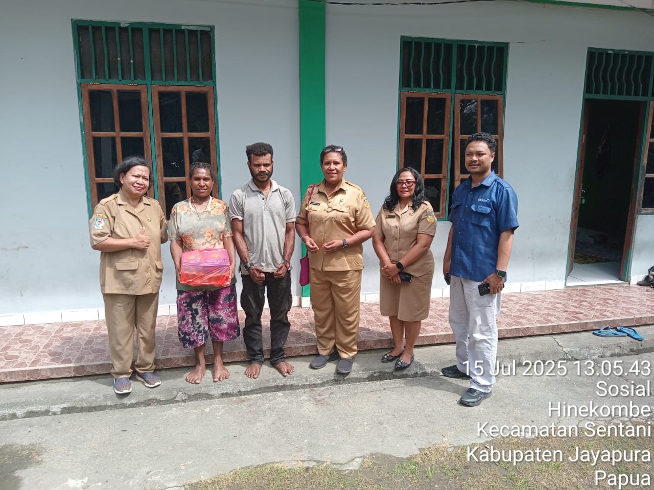 DP3AKB Provinsi Papua Kembali Salurkan Bantuan Gerakan Orang Tua Asuh Cegah Stunting di Kabupaten Jayapura