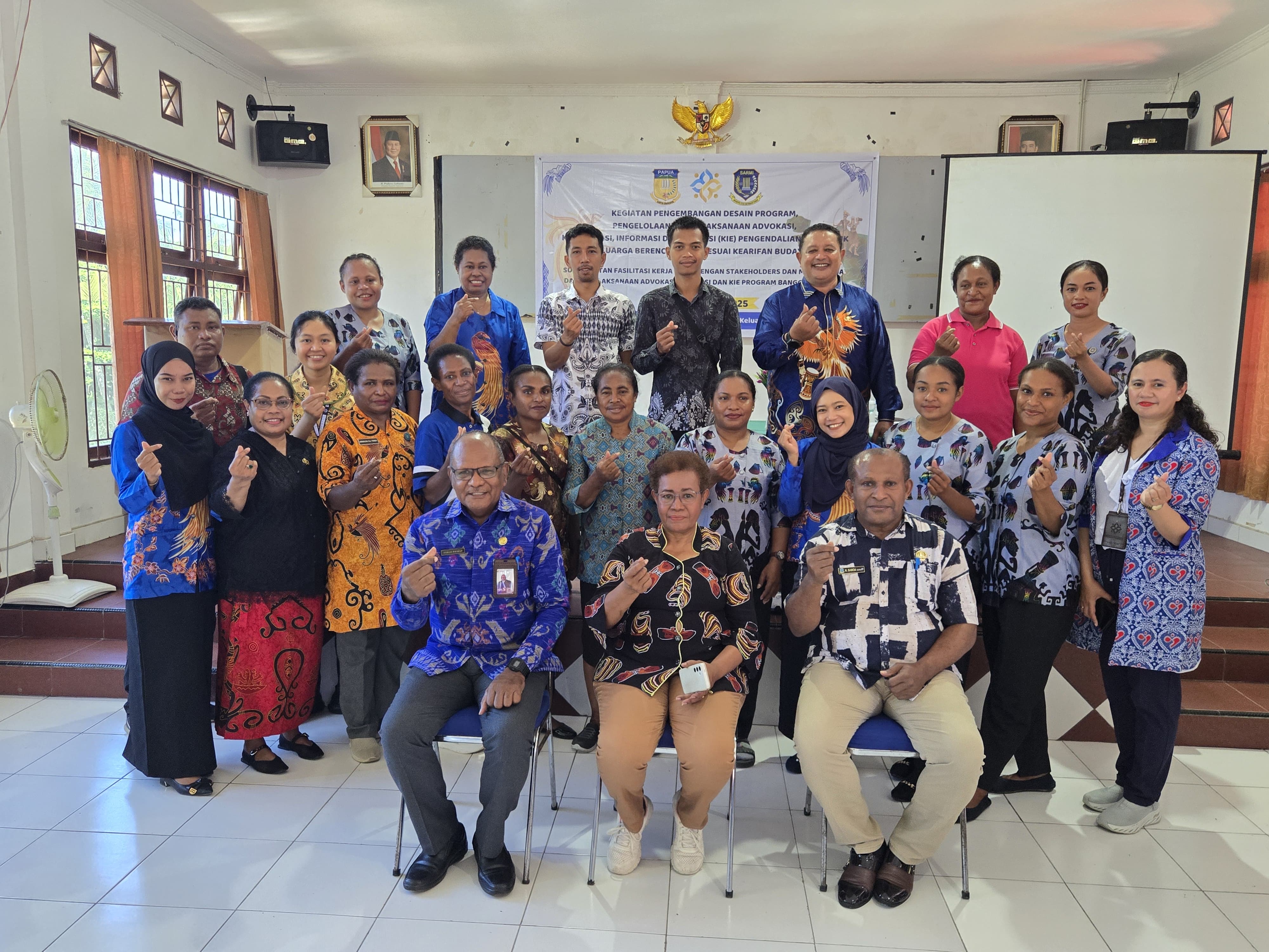 DP3AKB Provinsi Papua Gelar Kegiatan Advokasi dan KIE Bangga Kencana Berbasis Kearifan Lokal di Sarmi