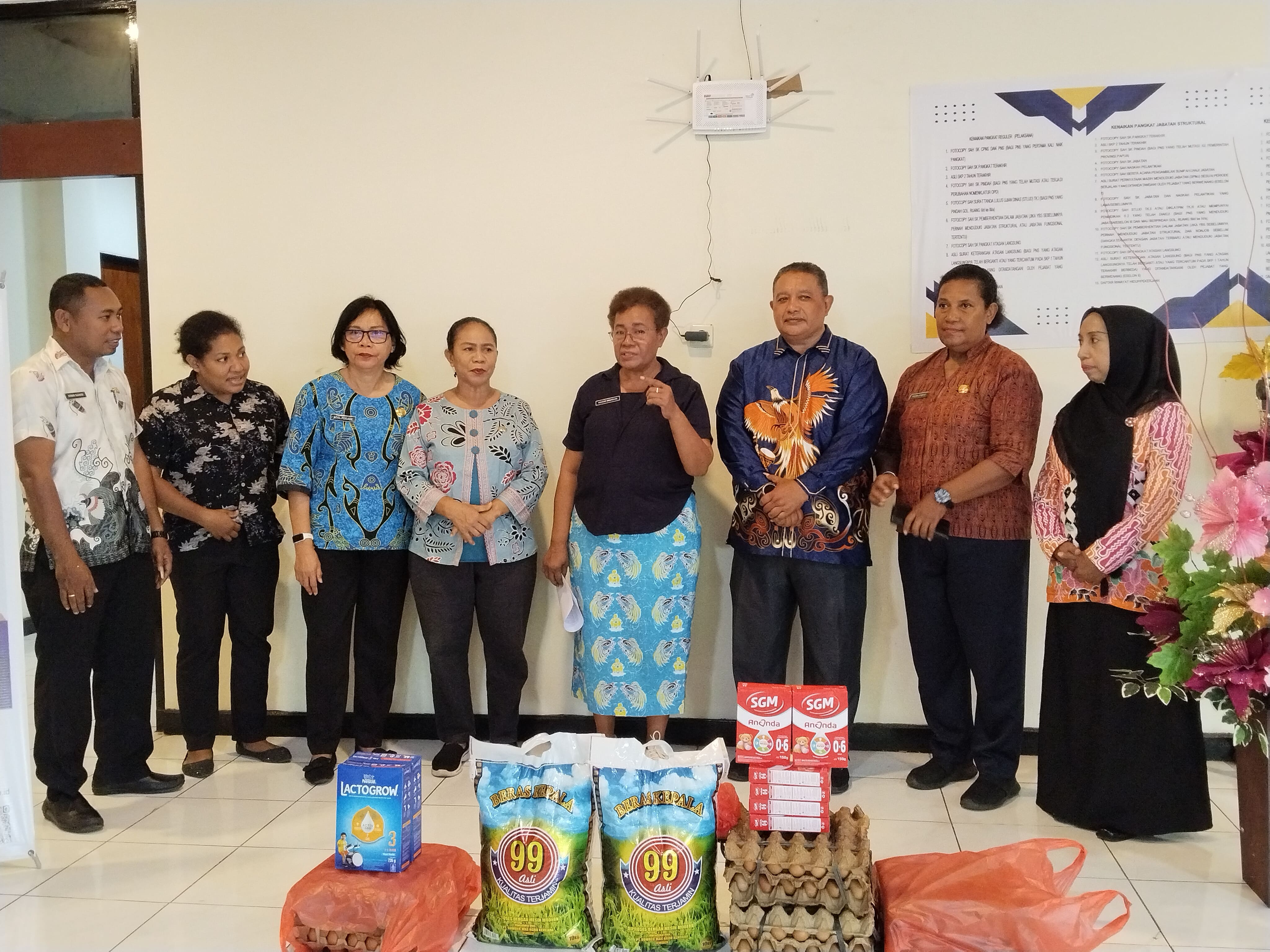 DP3AKB Papua Salurkan Bantuan Tahap IV Program GENTING di Kabupaten Jayapura