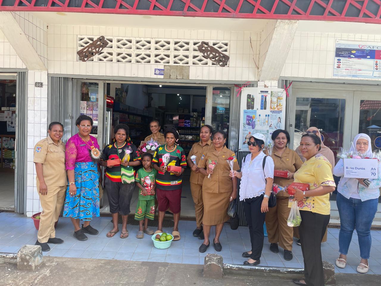 DP3AP2KB Provinsi Papua Peringati Hari Kartini dengan Aksi Sosial di Kota Jayapura