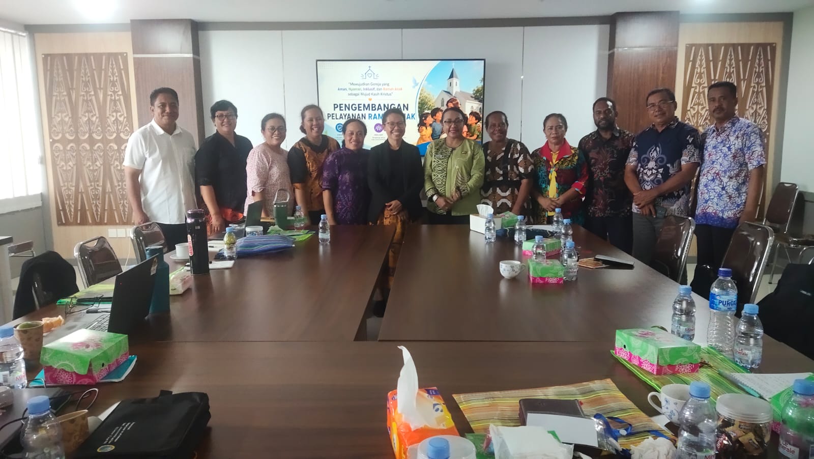 DP3AP2KB Papua Perkuat Perlindungan Anak Melalui Bimtek Gereja Ramah Anak