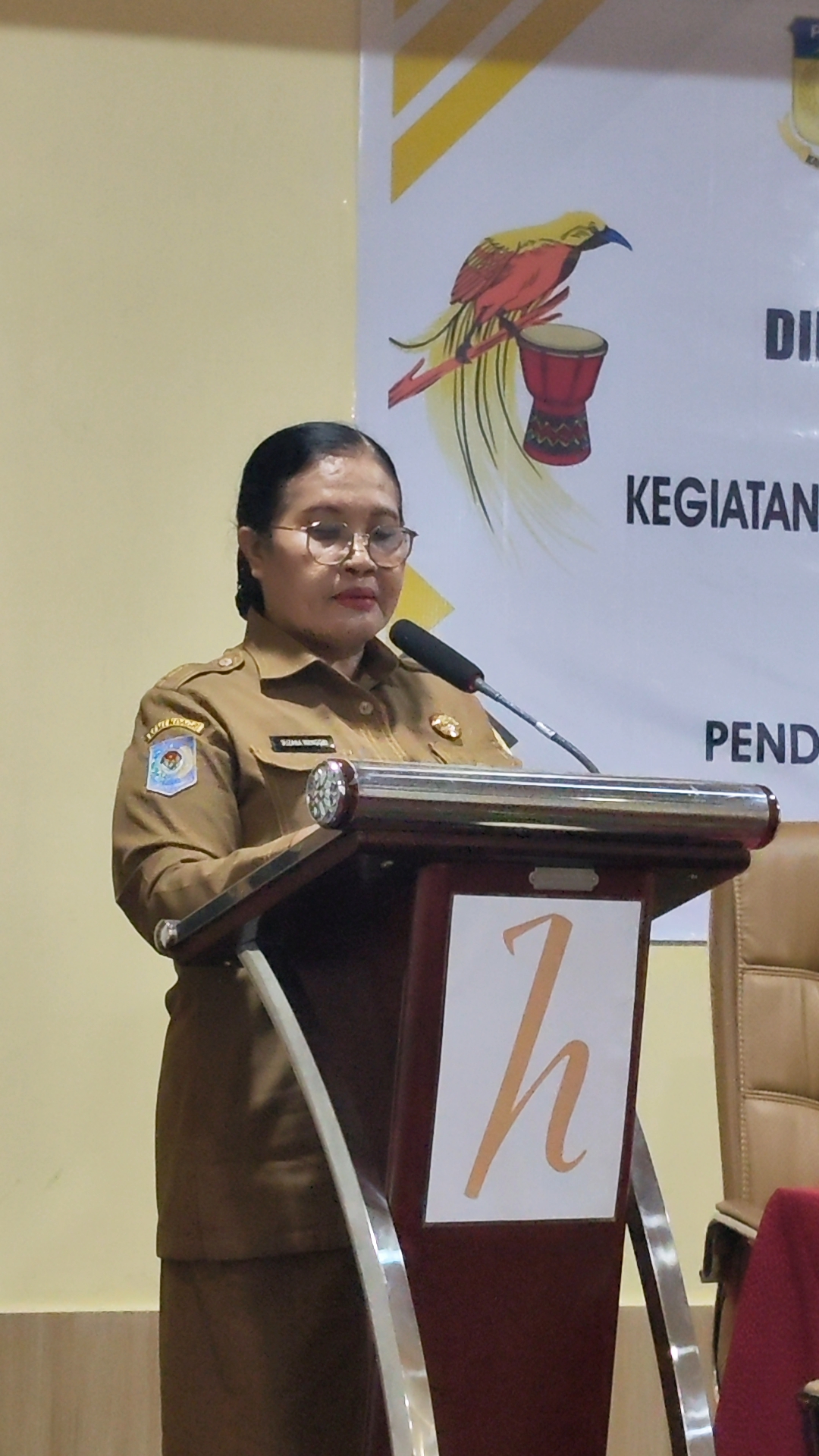 Pelembagaan PUG BUKAN HANYA URUSAN DINAS PEMBERDAYAAN PEREMPUAN